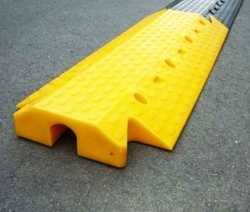 ochraniacz-kabla-weza-strazackiego-zolty