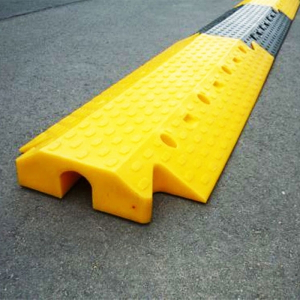 ochraniacz-kabla-weza-strazackiego-zolty